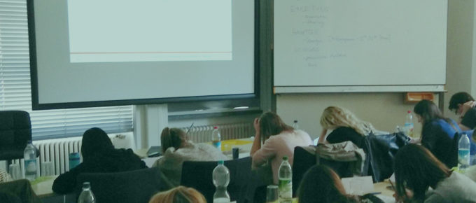 <span class="authority-subtitle">Schreibcoaching - erst lernen wie es geht, dann schreiben ...</span>Gruppencoaching