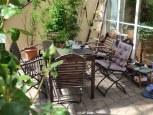 Dr. Beckers Sommer-außen-Büro